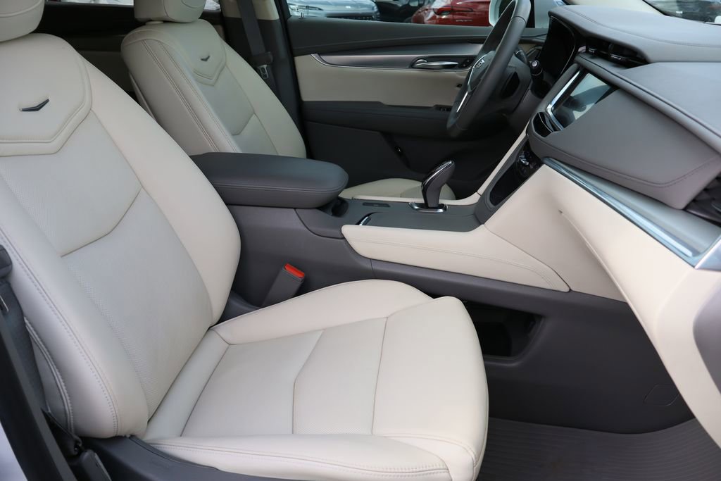 Certified 2019 Cadillac XT5 Luxury image 28