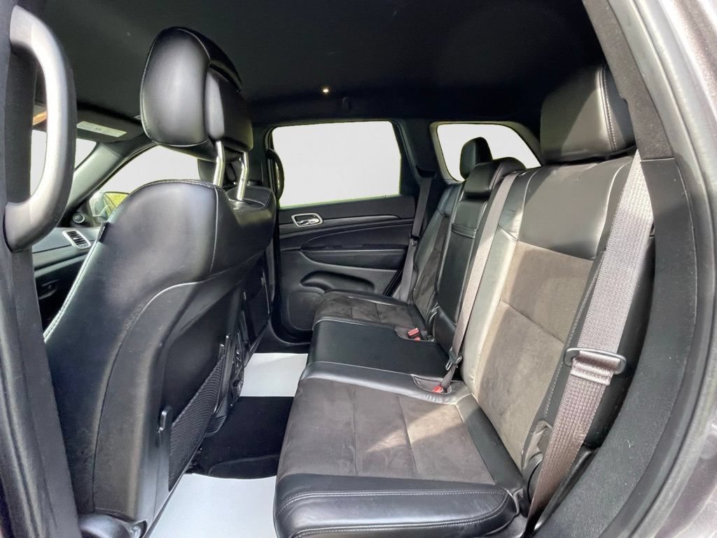 Used 2021 Jeep Grand Cherokee Laredo X AWD/4WD image 23