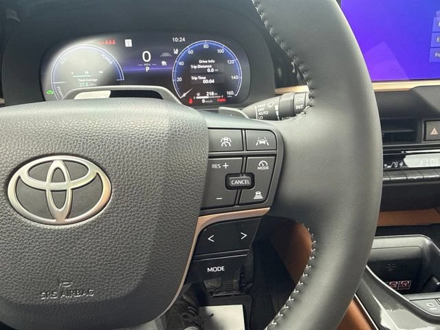 Used 2025 Toyota Crown Signia w/ Advanced Technology Package AWD/4WD image 22