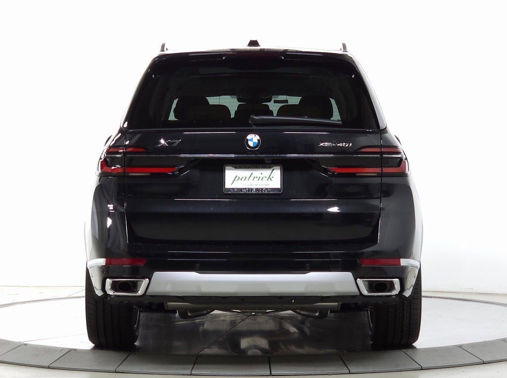 New 2026 BMW X7 xDrive40i image 7