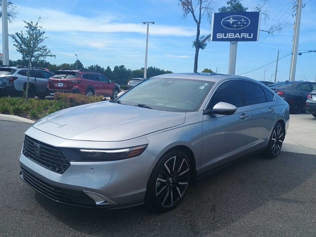 Used 2023 Honda Accord Touring image 1