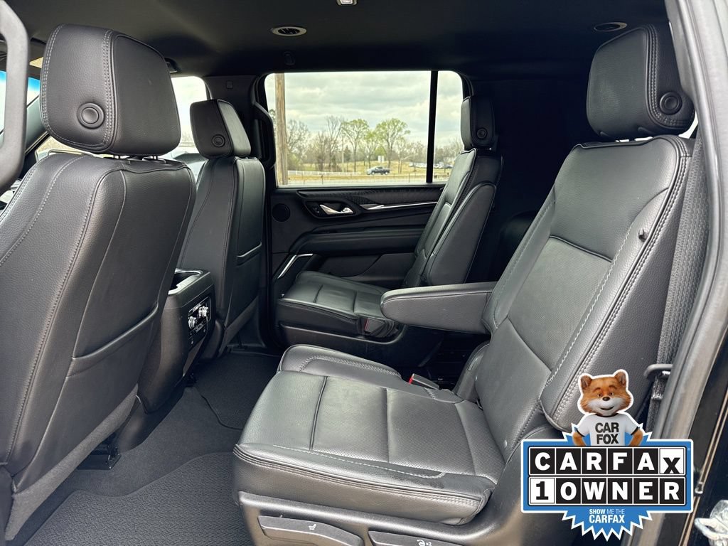 Used 2024 GMC Yukon XL Denali AWD/4WD image 10