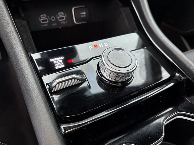 Used 2022 Jeep Grand Cherokee L Limited image 11