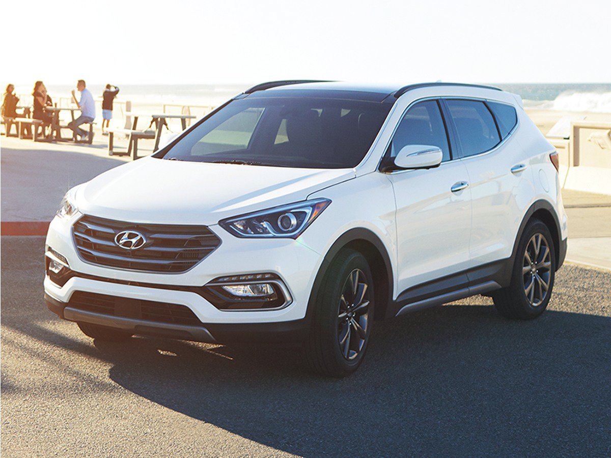 Used 2018 Hyundai Santa Fe Sport w/ 2.4L Value Package 02