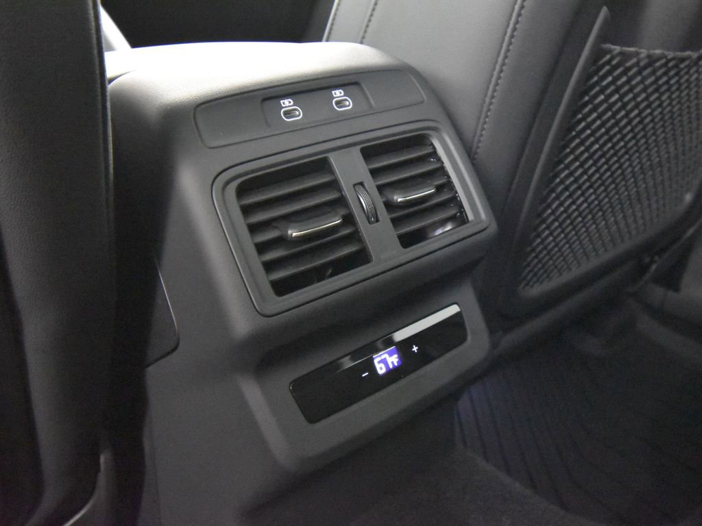 New 2025 Audi Q5 Premium Plus image 32