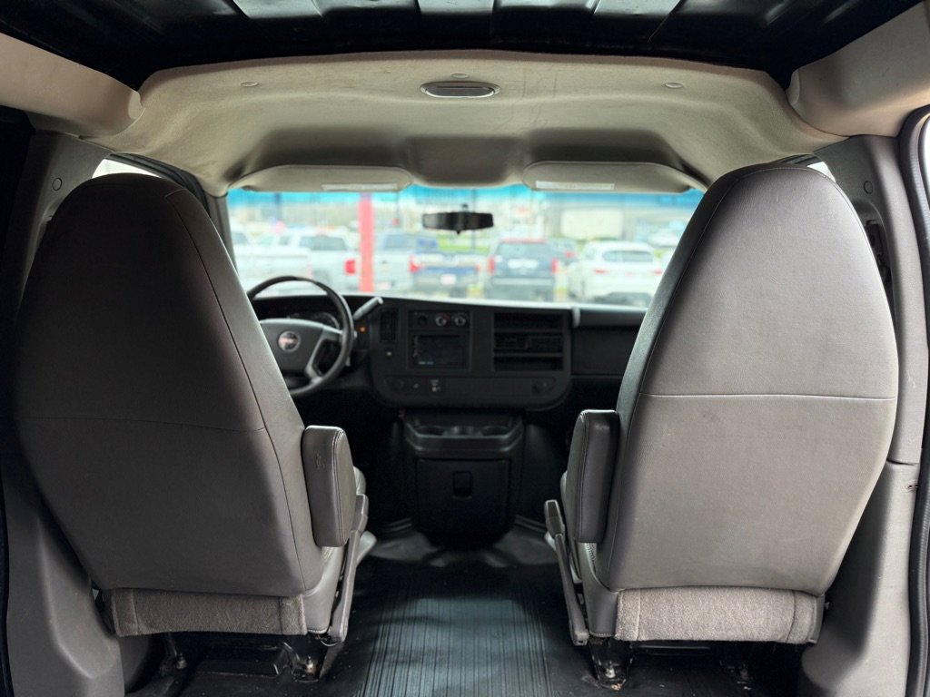 Used 2011 GMC Savana 2500 image 8