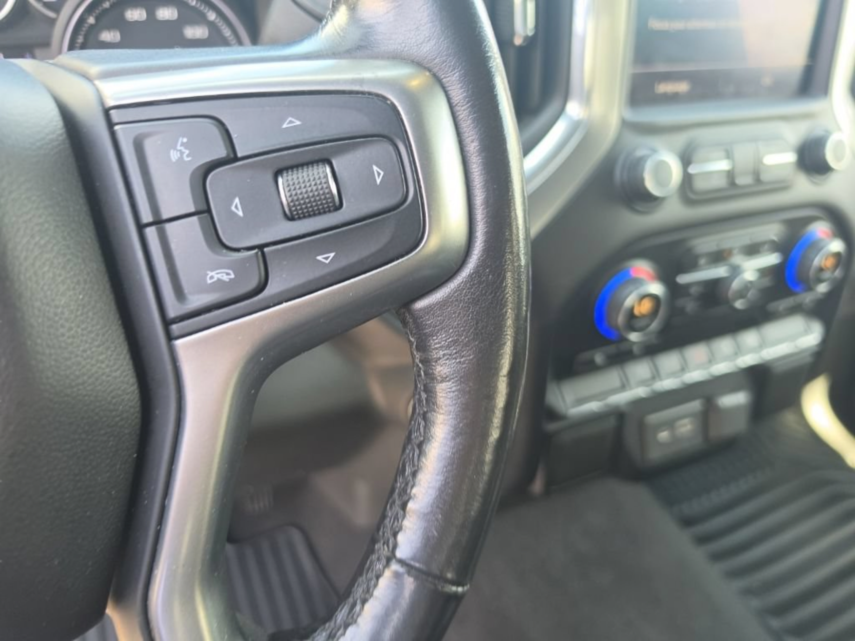 Used 2020 Chevrolet Silverado 1500 LT w/ All-Star Edition RWD image 21