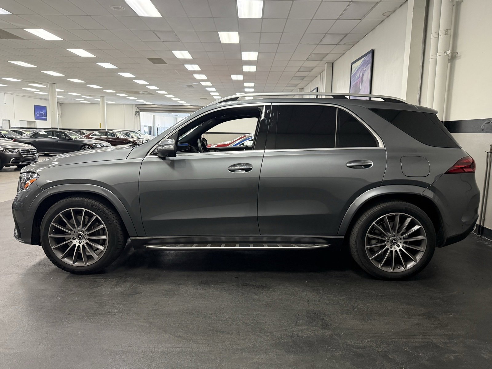 Used 2025 Mercedes-Benz GLE 450e GLE 450e image 7