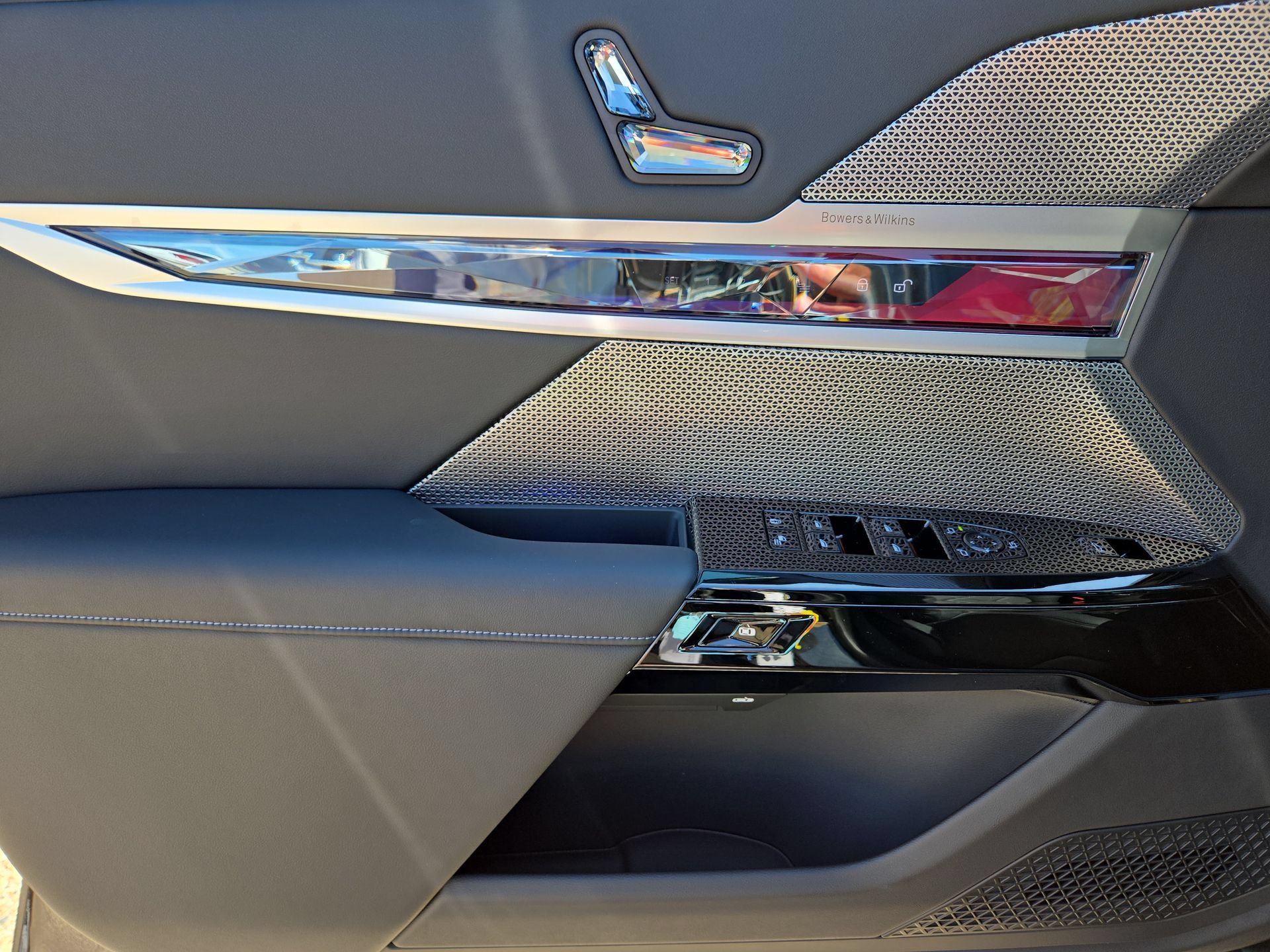 New 2026 BMW i7 xDrive60 AWD/4WD image 15