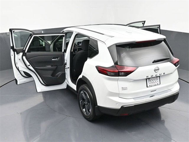New 2026 Nissan Rogue SV image 43