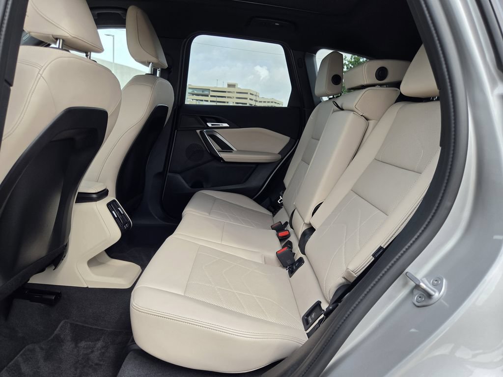 Used 2025 BMW X1 xDrive28i AWD/4WD image 29