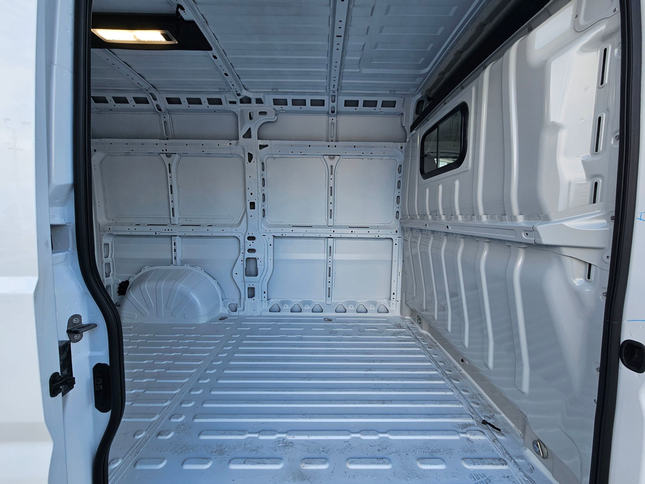 New 2026 RAM ProMaster 1500 w/ Convenience Group image 22