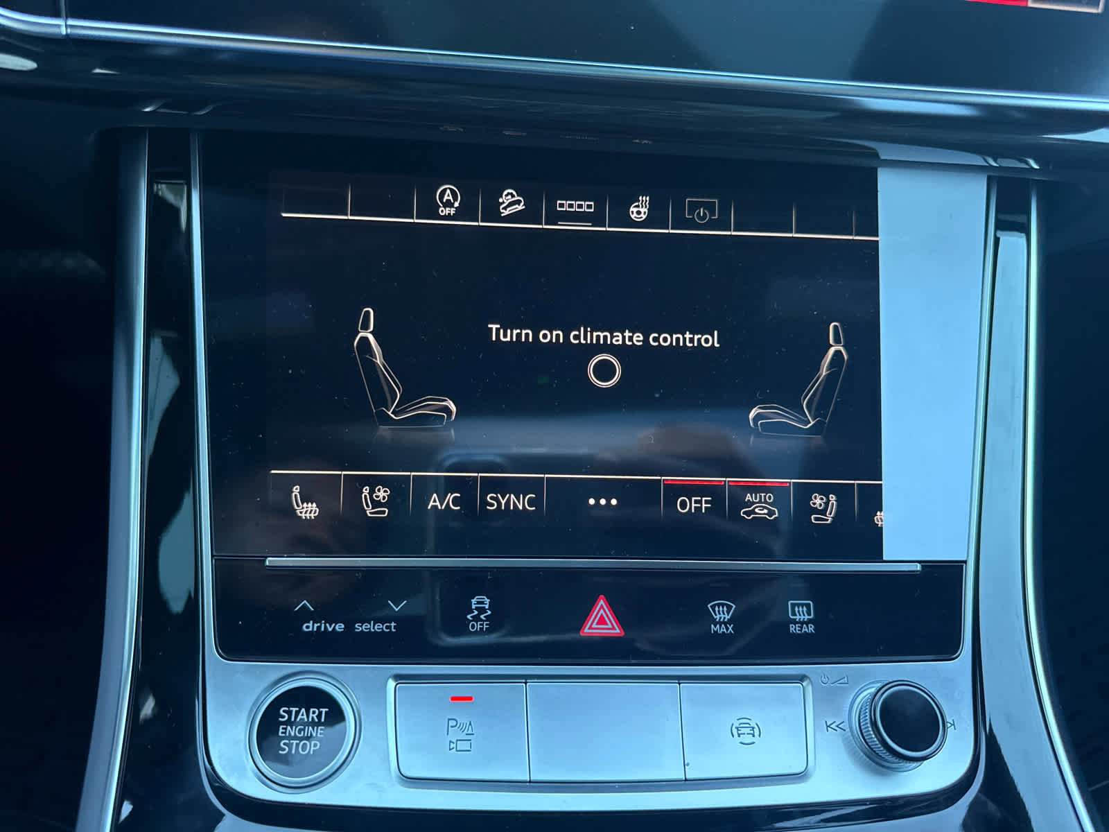 New 2026 Audi Q8 Premium Plus image 25