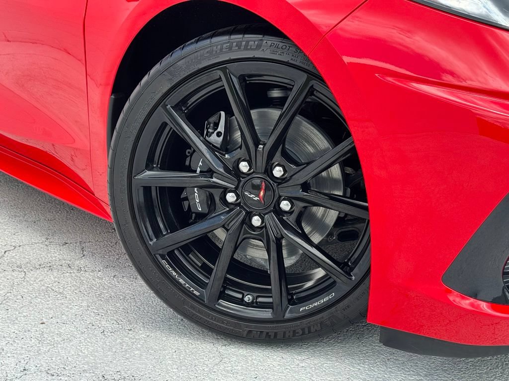 New 2027 Chevrolet Corvette Stingray Coupe w/ 1LT RWD image 6