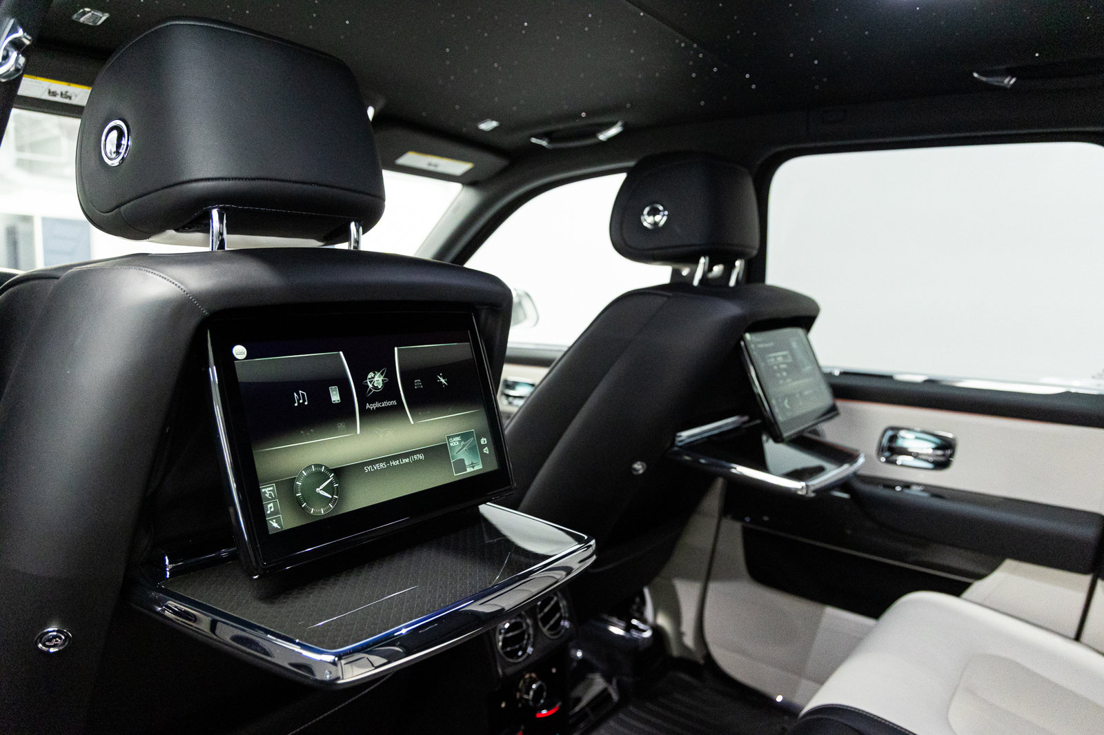 Certified 2023 Rolls-Royce Cullinan Black Badge w/ Driver's Package AWD/4WD image 52
