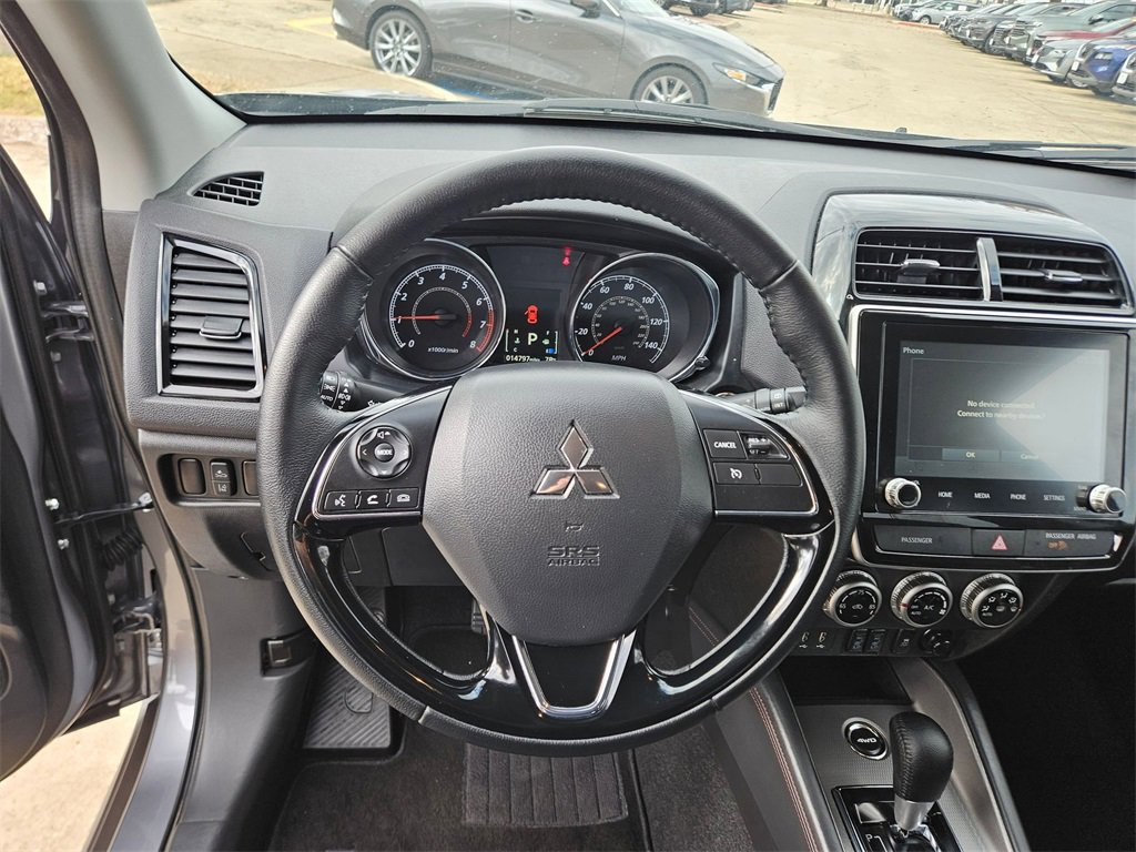 Used 2025 Mitsubishi Outlander Sport SE image 16