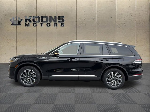 New 2026 Lincoln Aviator AWD image 2