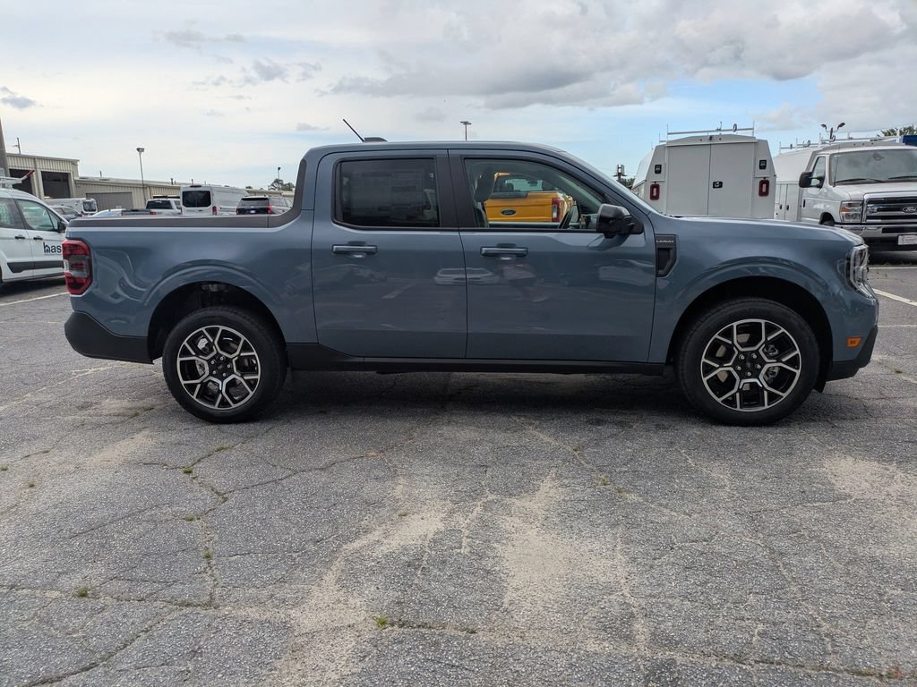 New 2026 Ford Maverick Lariat w/ 4K Tow Package AWD/4WD image 3
