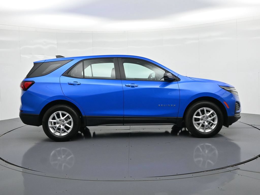 Used 2024 Chevrolet Equinox LS w/ LPO, Floor Liner Package FWD image 5