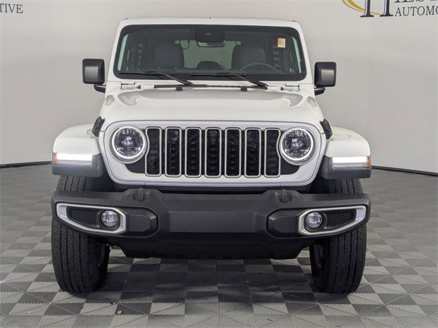 Used 2024 Jeep Wrangler Sahara w/ Technology Group image 3