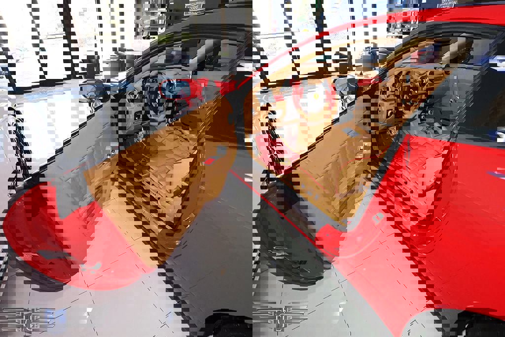 Used 2007 Ferrari 612 Scaglietti image 21