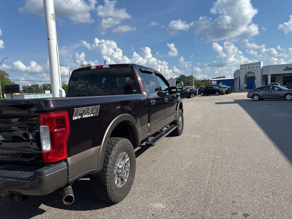 Used 2018 Ford F250 Lariat w/ Lariat Ultimate Package image 5