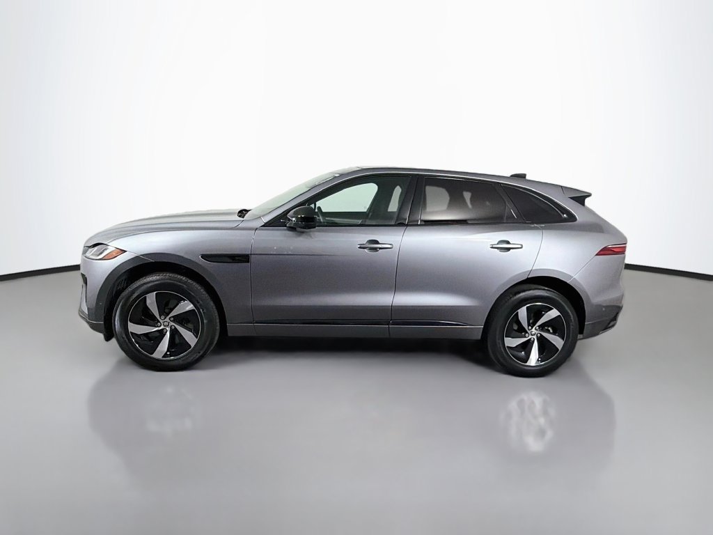 Certified 2026 Jaguar F-PACE R-Dynamic S AWD/4WD image 8