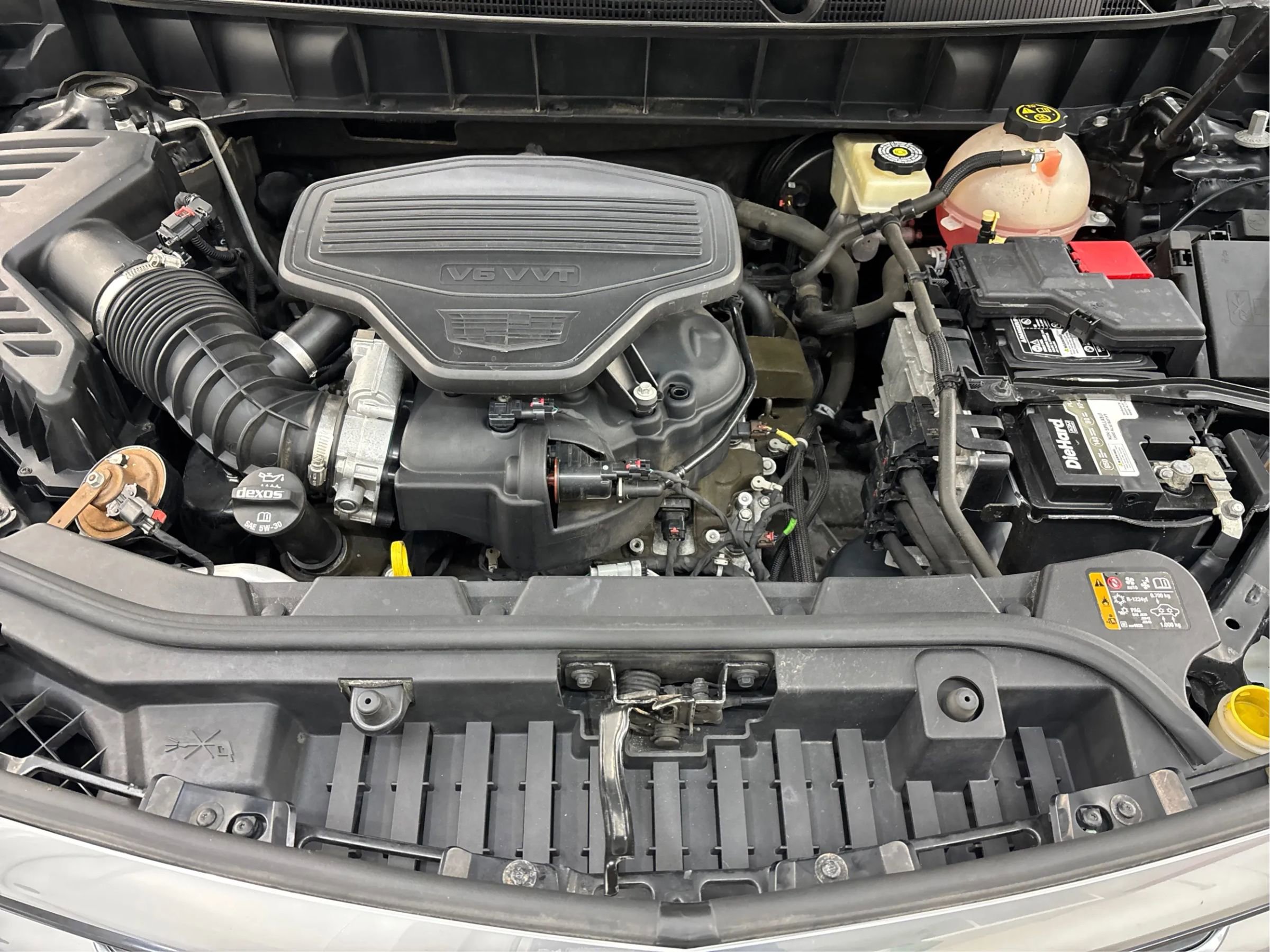 Used 2017 Cadillac XT5 Luxury FWD image 31