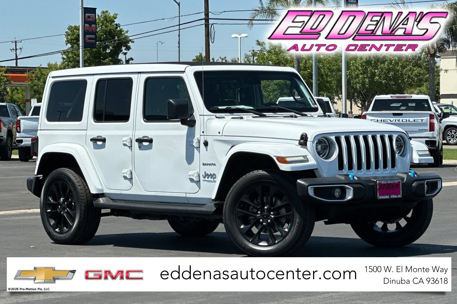 Used 2022 Jeep Wrangler Unlimited Sahara w/ Safety Group AWD/4WD image 1