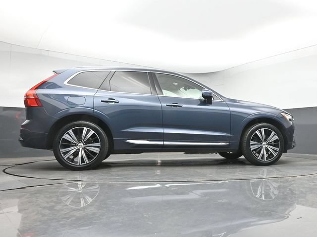 Used 2023 Volvo XC60 B5 Plus AWD/4WD image 39