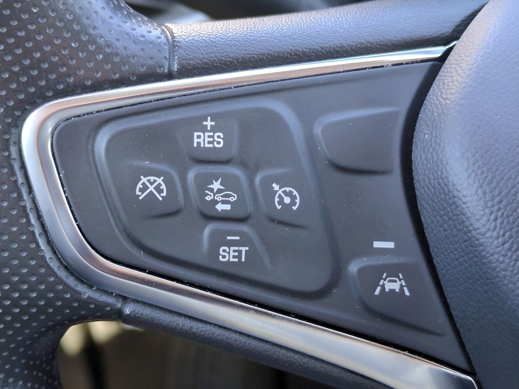 Used 2024 Chevrolet Malibu LT image 25