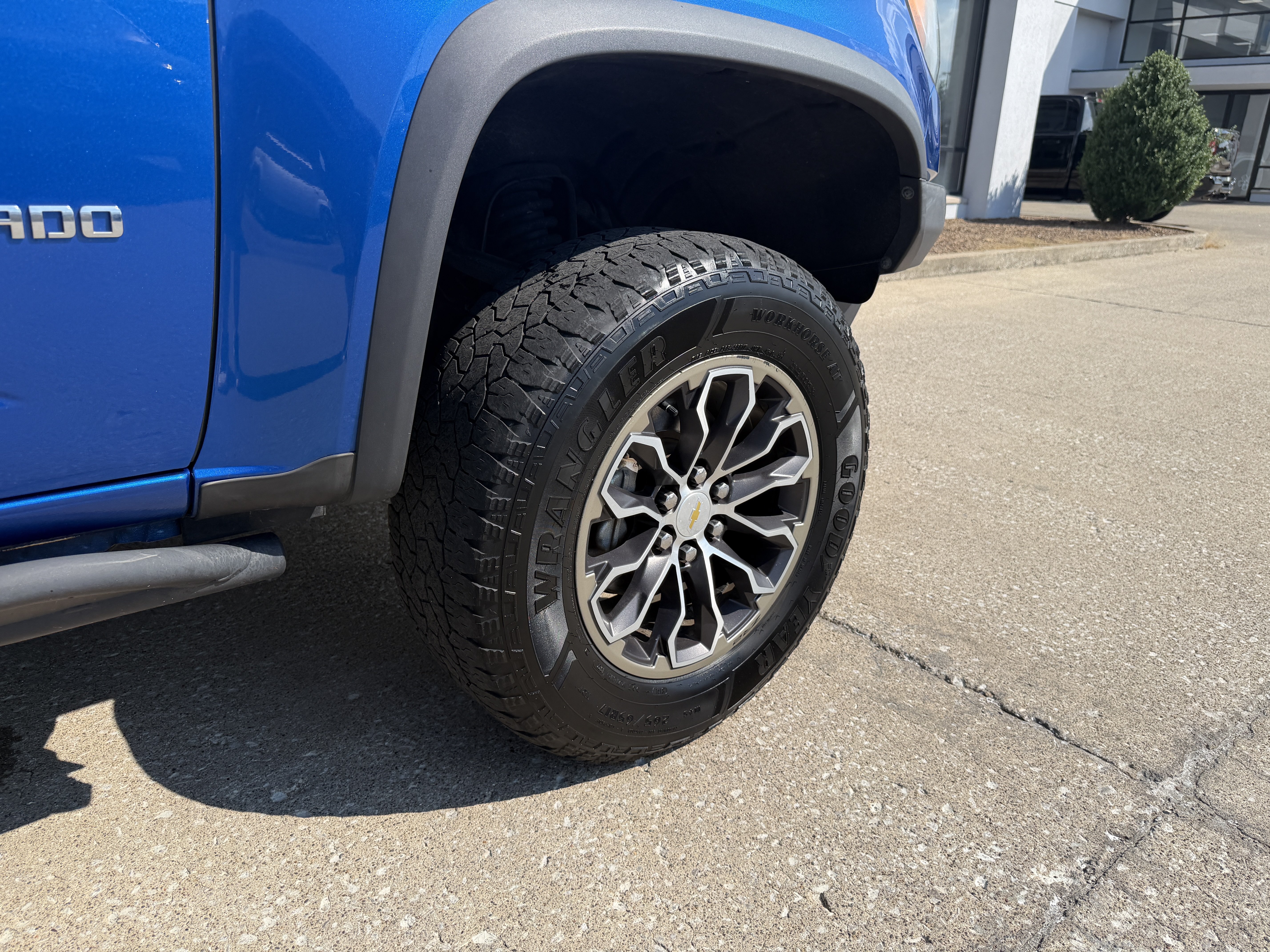 Used 2018 Chevrolet Colorado ZR2 AWD/4WD image 21
