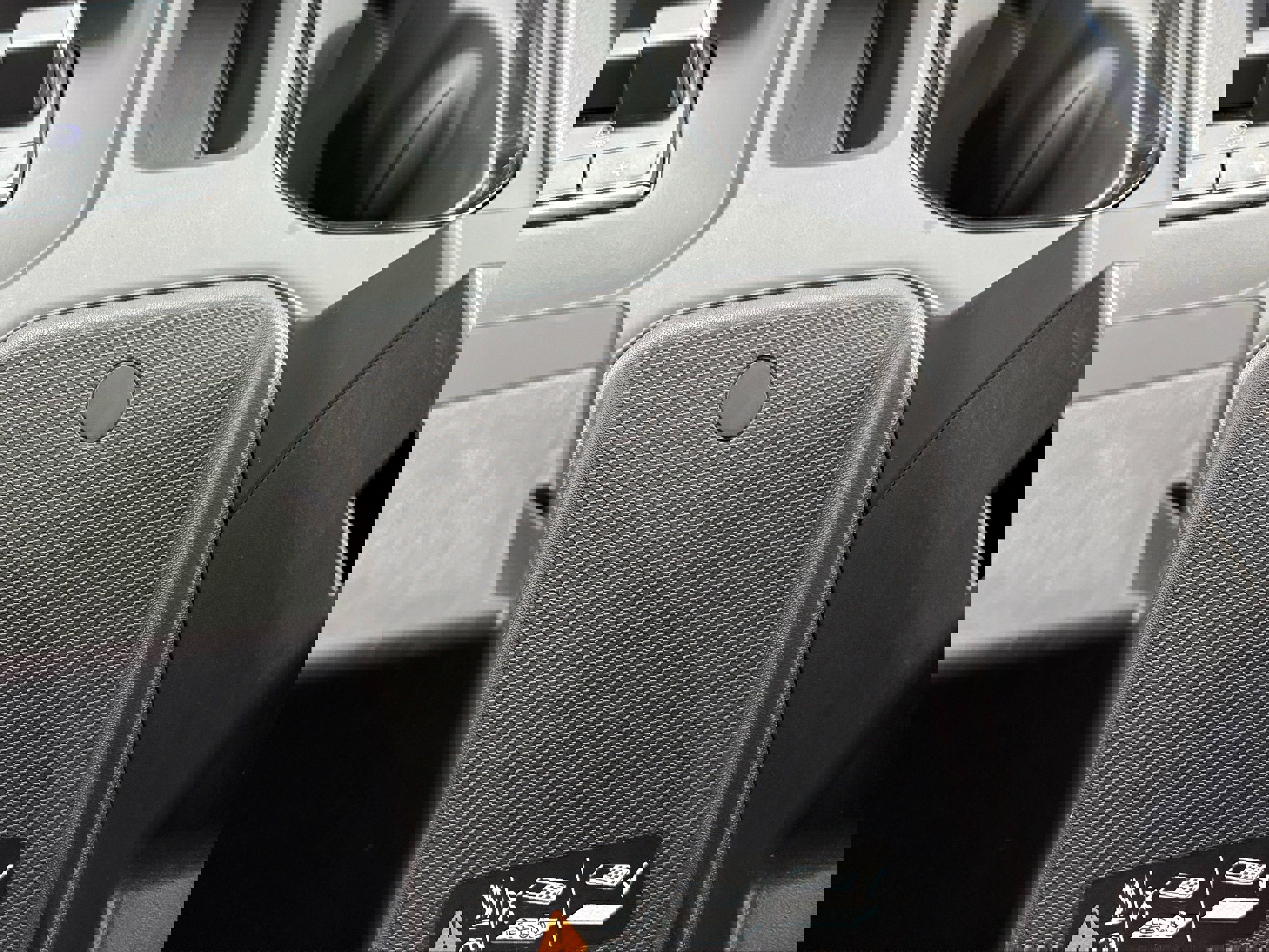 Used 2024 GMC Sierra 1500 AT4 w/ Technology Package image 33