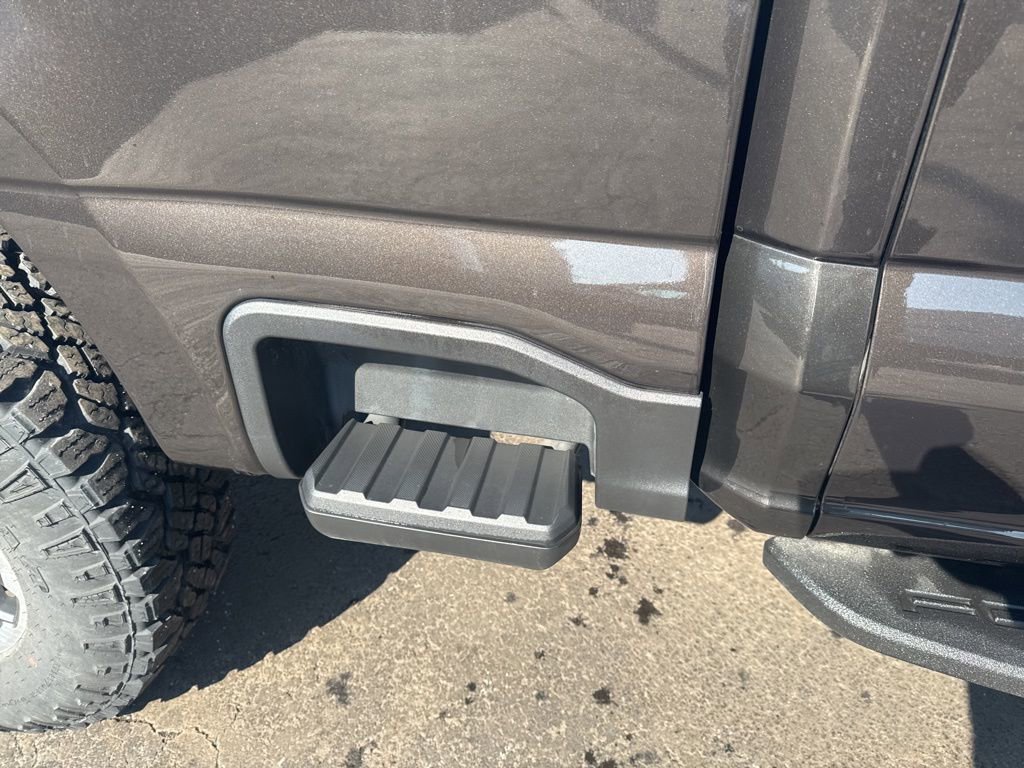 Certified 2024 Ford F250 Lariat w/ Tremor Off-Road Package image 59