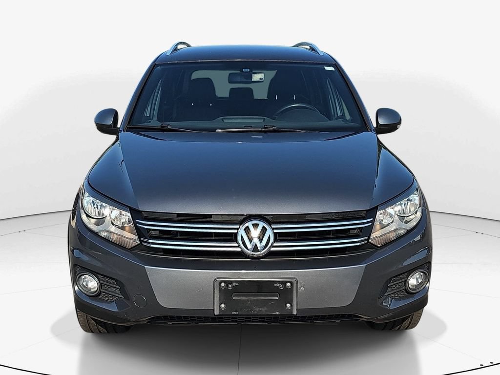 Used 2016 Volkswagen Tiguan R-Line AWD/4WD image 12