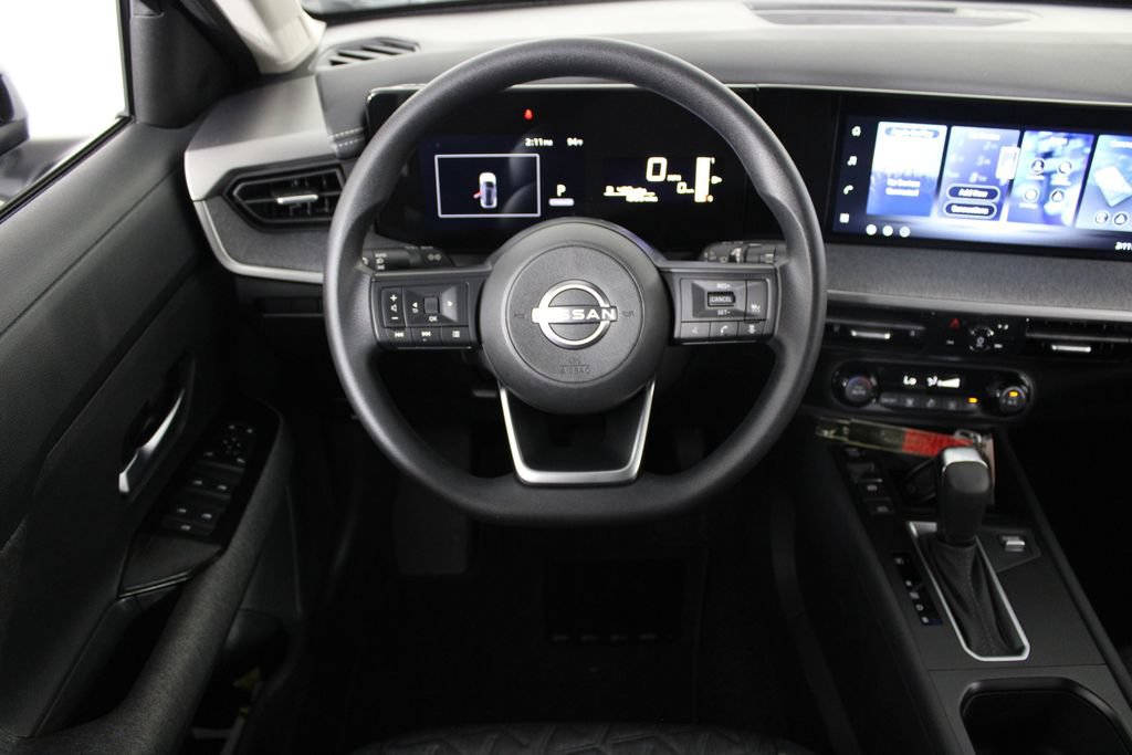 Certified 2026 Nissan Kicks SV FWD image 7
