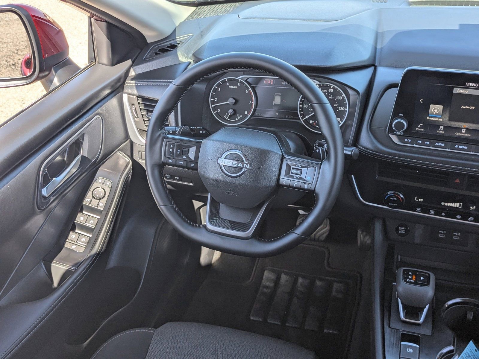 Certified 2026 Nissan Rogue SV FWD image 15
