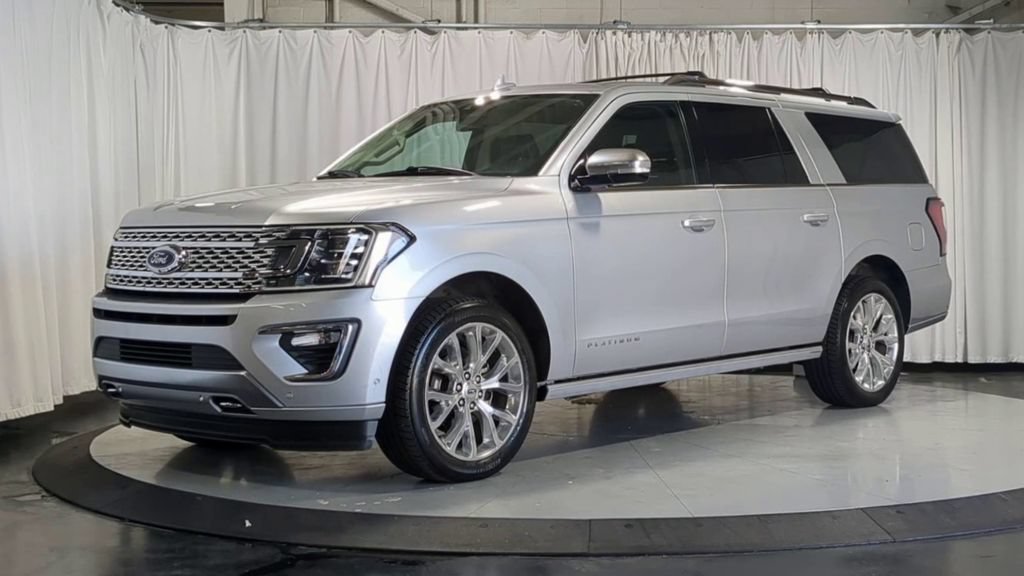 Used 2019 Ford Expedition Max Platinum AWD/4WD image 5