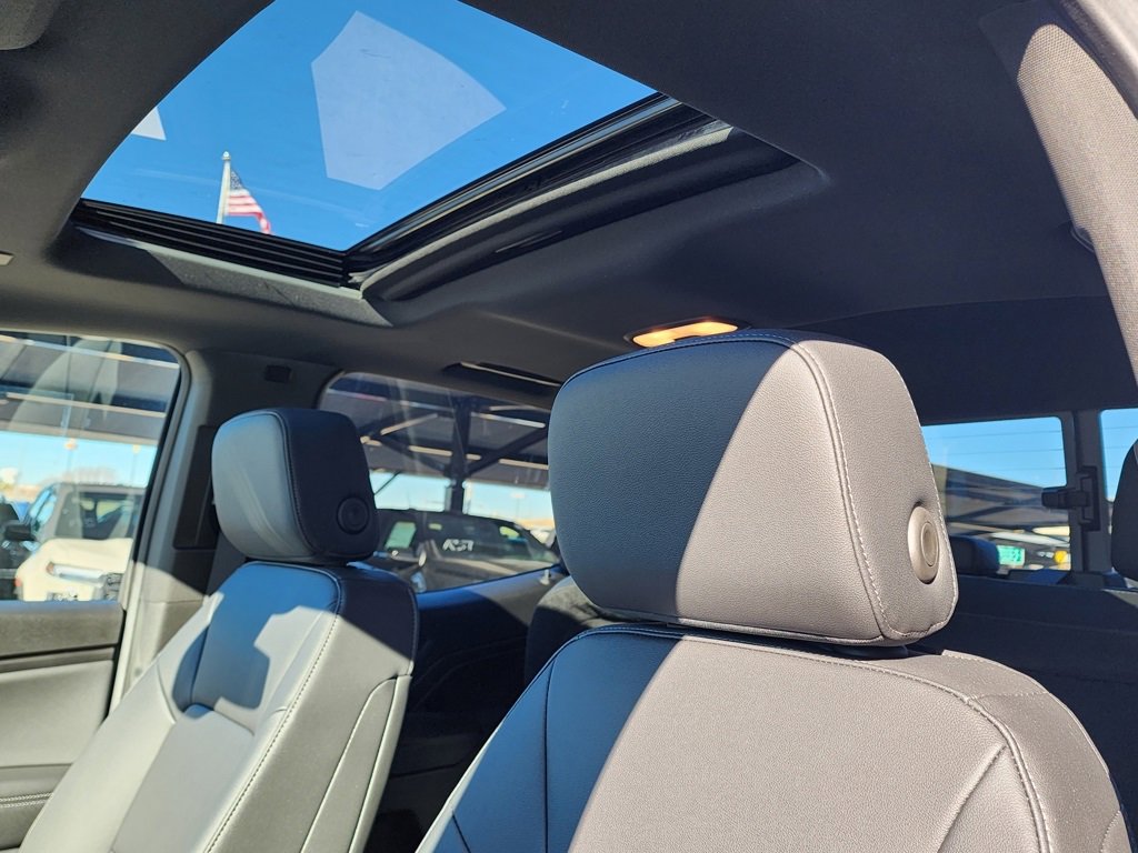 New 2026 GMC Canyon Elevation w/ Convenience Package image 16