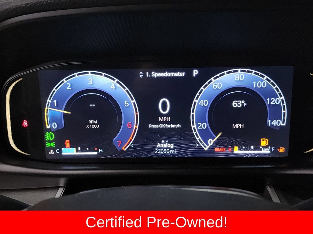 Certified 2025 Jeep Wagoneer Series II w/ 8-Passenger Seating Package AWD/4WD image 18