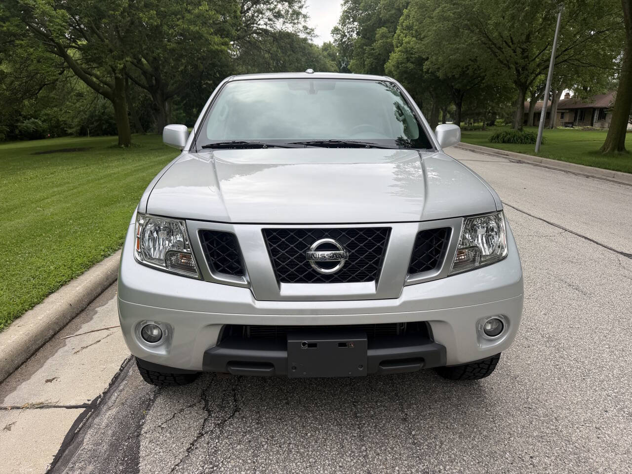Used 2016 Nissan Frontier PRO-4X AWD/4WD image 8