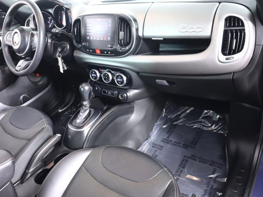 Used 2018 FIAT 500L Lounge image 40