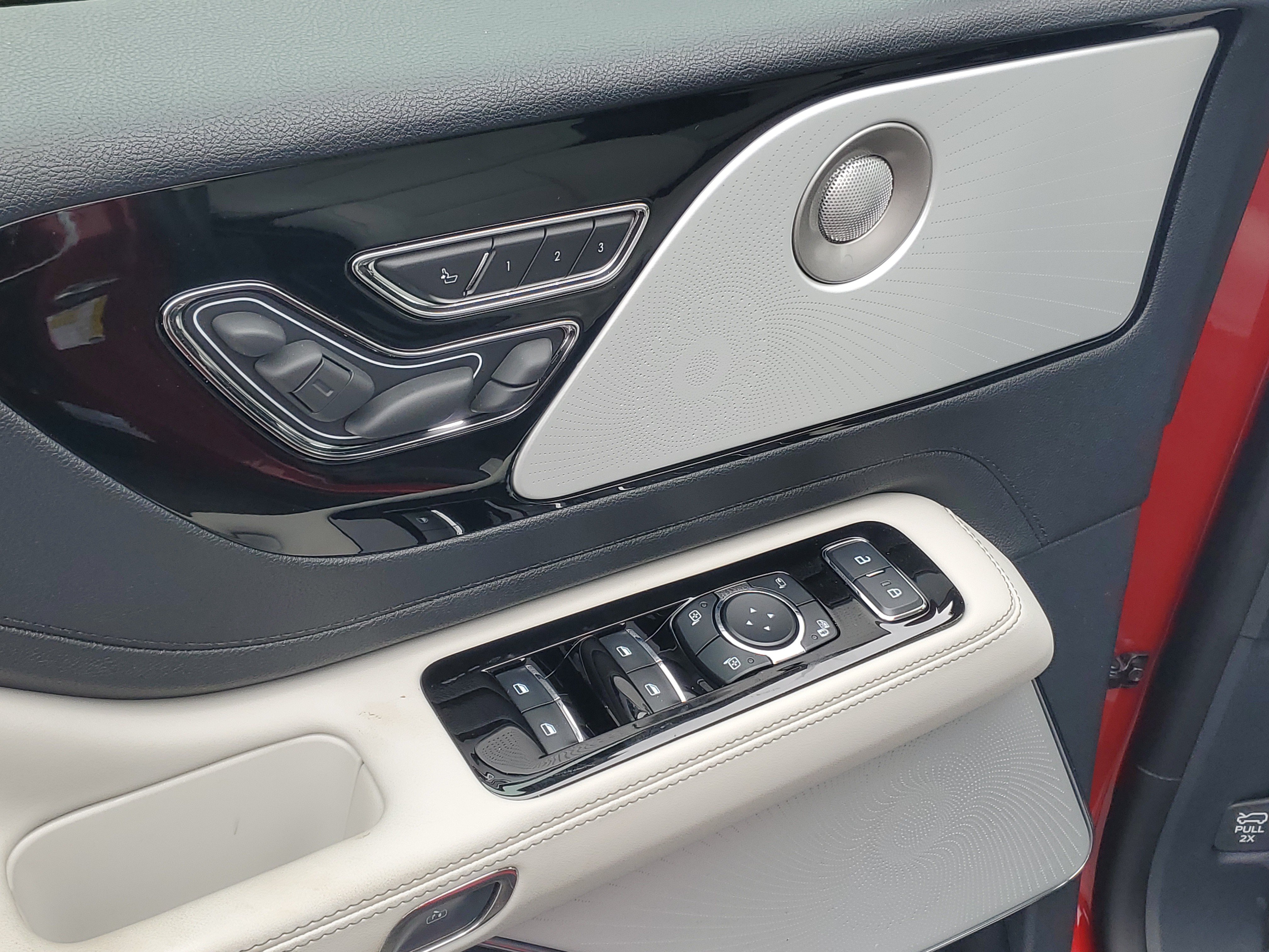 New 2026 Lincoln Aviator Reserve AWD/4WD image 9