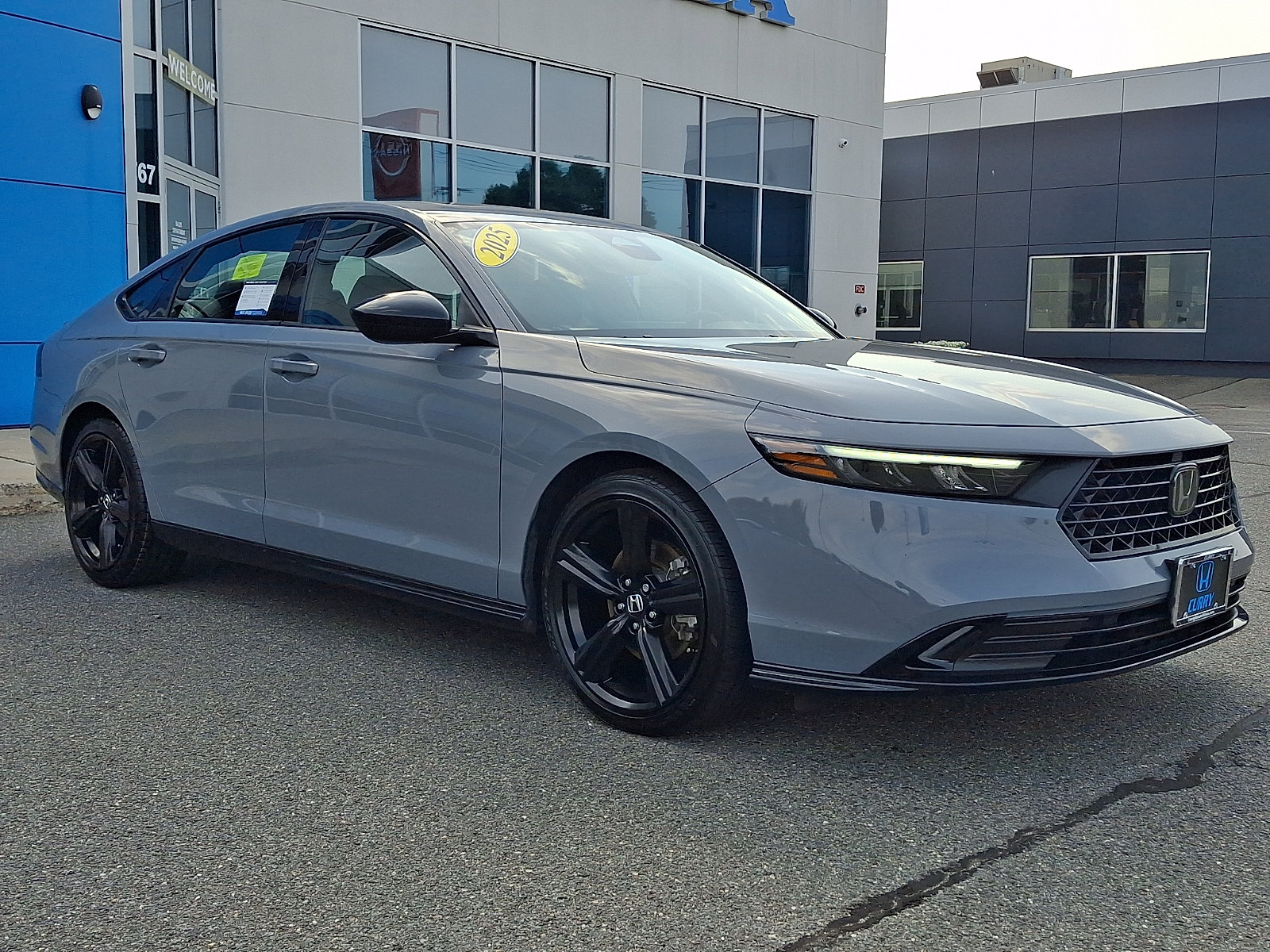 Used 2025 Honda Accord Sport image 3