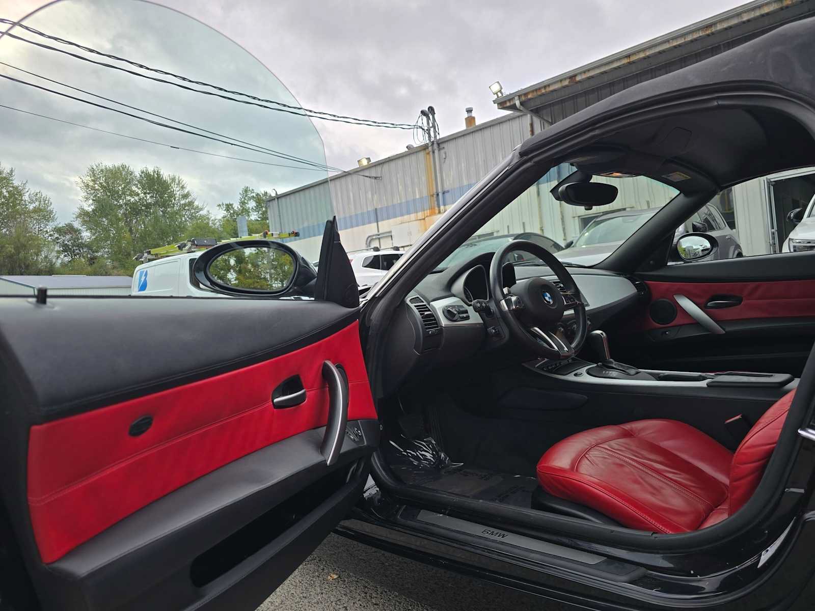 Used 2007 BMW Z4 3.0si RWD image 16
