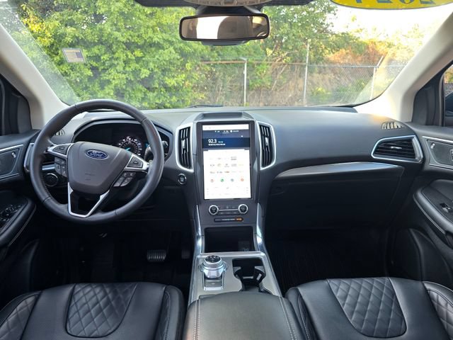Used 2024 Ford Edge Titanium w/ Equipment Group 301A AWD/4WD image 19