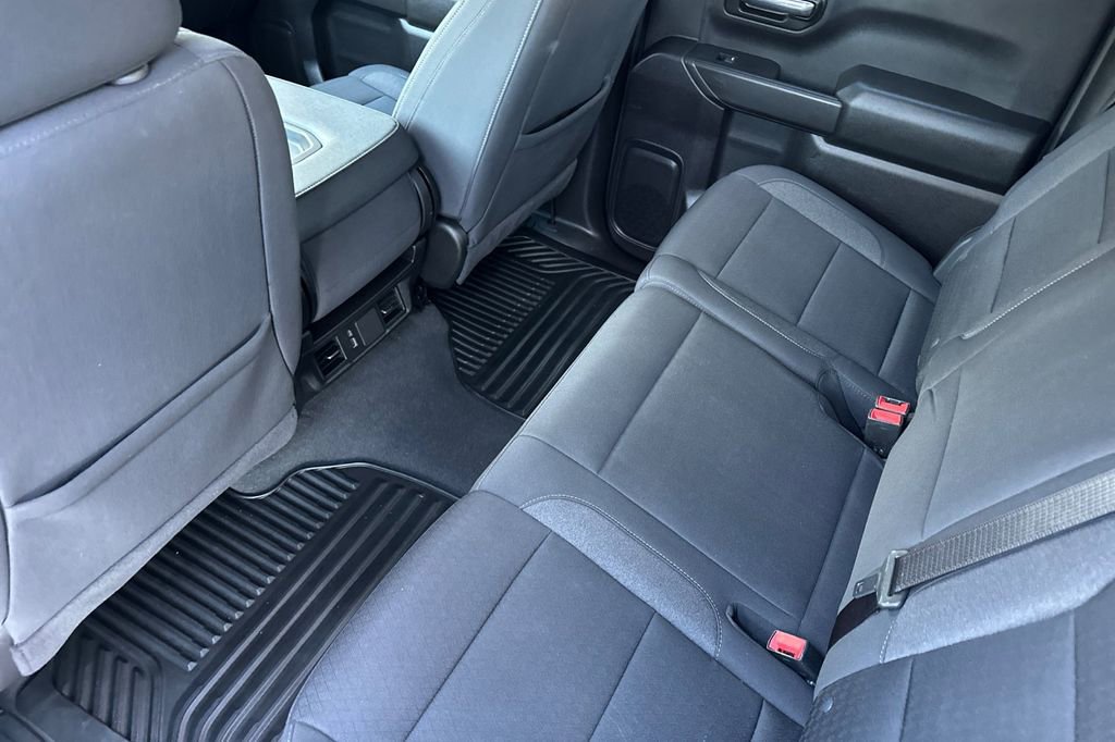 Used 2024 Chevrolet Silverado 1500 Custom w/ Turbomax Blackout Package image 12