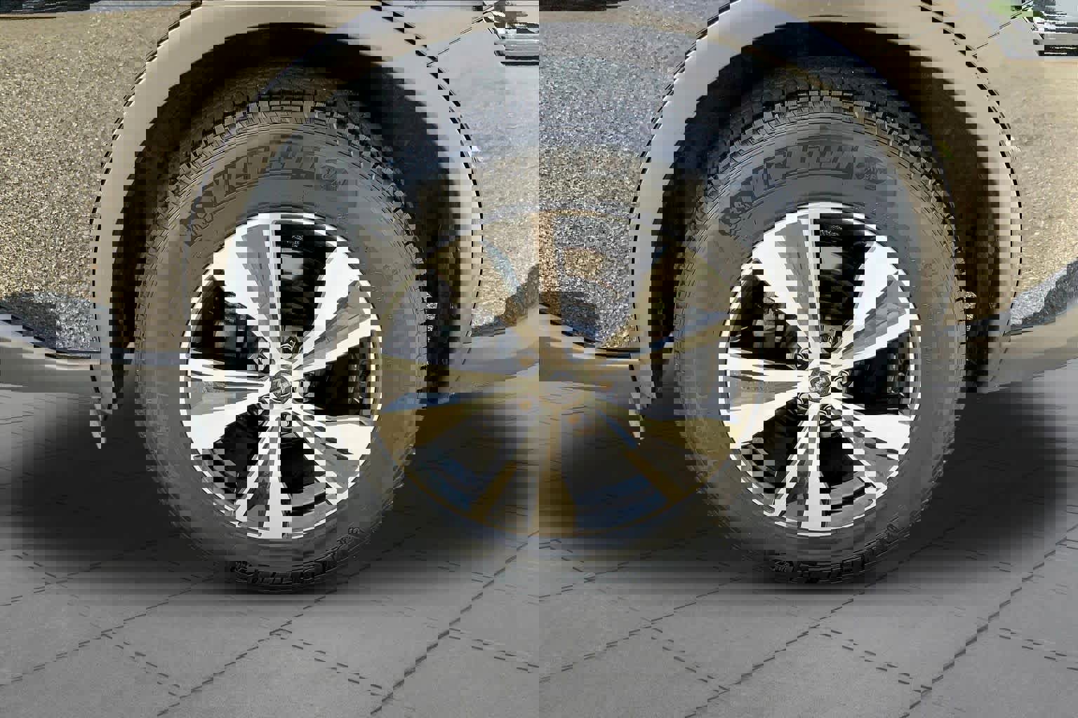 Used 2023 Nissan Murano S image 11