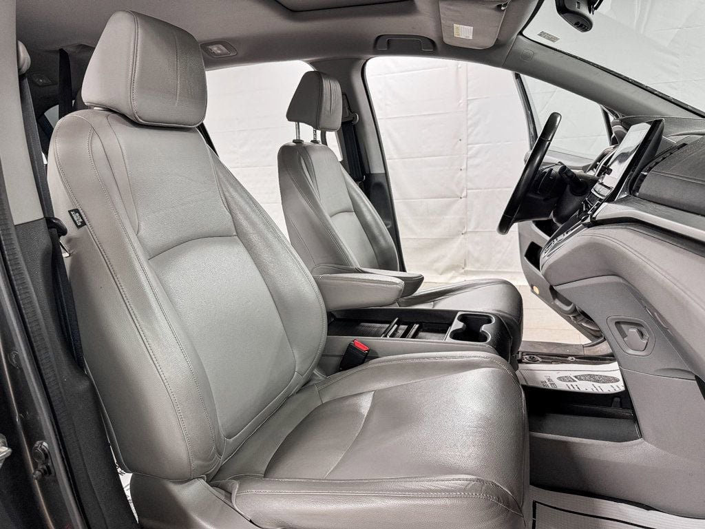 Used 2018 Honda Odyssey EX-L image 11