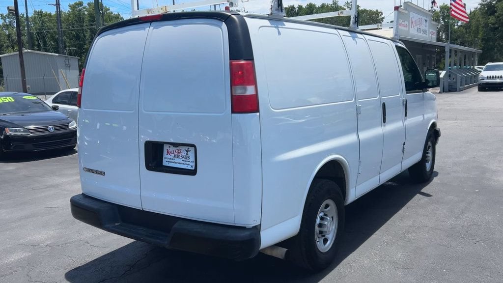 Used 2018 Chevrolet Express 2500 w/ Driver Convenience Package RWD image 8
